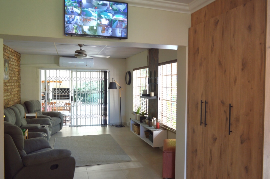 3 Bedroom Property for Sale in Wilkoppies North West
